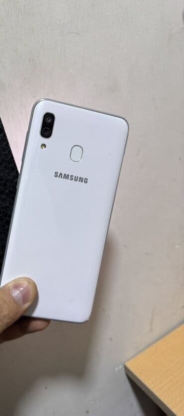 Opel: Samsung Galaxy A30, цвет - Белый, Отпечаток пальца — 1