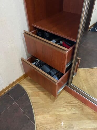 Матрасы: Б/у, Купе, 1 дверь Прямой шкаф, Гардеробный шкаф, Азербайджан — 4