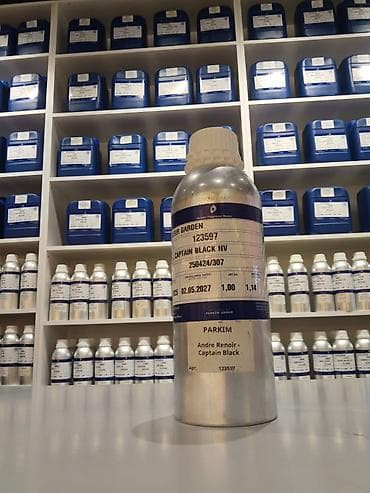 black efqan parfum: Andre Renoir - Captain Black 
1 qr - 0.10 azn — 1