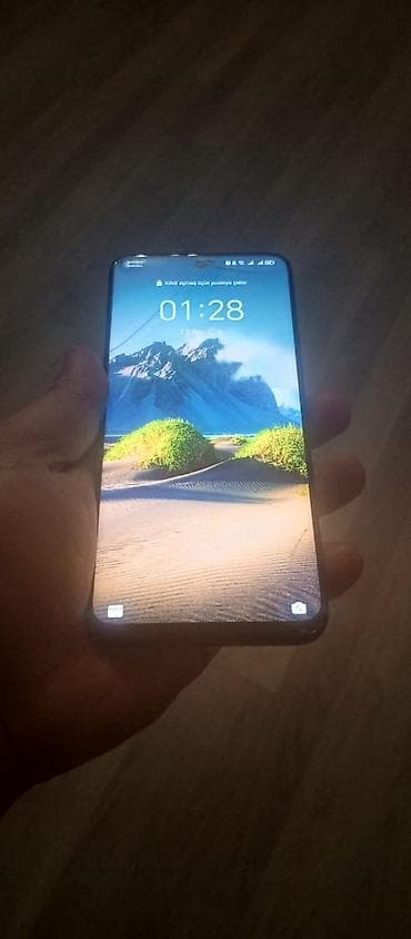 Smartfon Honorx8 Modeli,6+2 Honor turbo Ram,128 GB yaddaş,Elage üçün