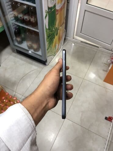 redmi telfonu: Redmi not 12 128gb ram 6 heç bir prablemi yoxdu cızığıda yoxdu ciddi — 6