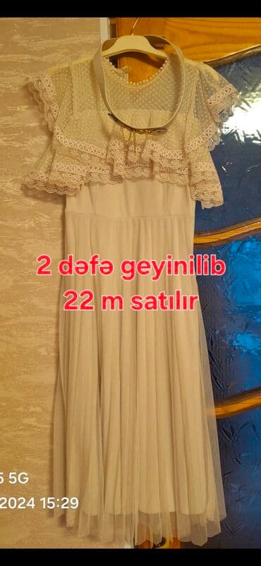 ağ sarucka: Məhsulların təsviri: 1) Ağ iki hissəli dəst - Üst: ağ, fermuarlı — 8