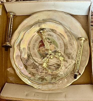 tort bezemek: Tort və şiriniyyat qabı, rəng - Qızılı, Farfor — 1