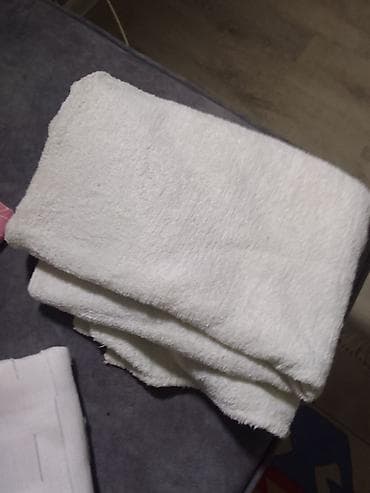 Вазы: Məişət tekstili dəsti - 1 ədəd iri ölçülü ağ frotte dəsmal - 2 ədəd — 4