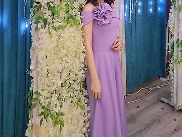 Lilac rəngdə, zərif axıcı parçadan maxi uzunluqda ziyafət/libas. - — 2