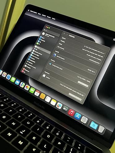 processor i7: İşlənmiş Apple MacBook, 13.3 ", Intel Core i7, 512 GB — 2