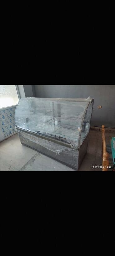купить мини холодильник бу: Vitrin soyuducu . tezedir istifade olunmuyub 2 ədəd tənzimlənən susə — 1