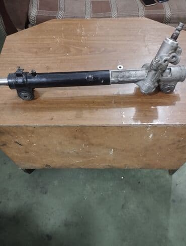 w power sukan: Avtomobil üçün hidravlik sükan relsi. Bu rels, avtomobilin idarə — 3