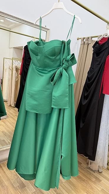 vecerni don: Zümrüd-yaşıl rəngdə zərif ziyafət/libas. - Model: korset tipli üst — 3