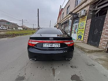 hyundai santa fe benzin: Hyundai Grandeur: 2.4 l | 2013 il Sedan — 5
