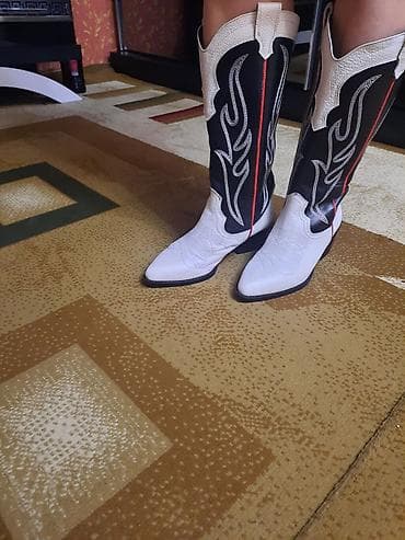 Toy paltarları və aksesuarları: Uzunboğaz, Ölçü: 37, rəng - Ağ, Yeni — 1