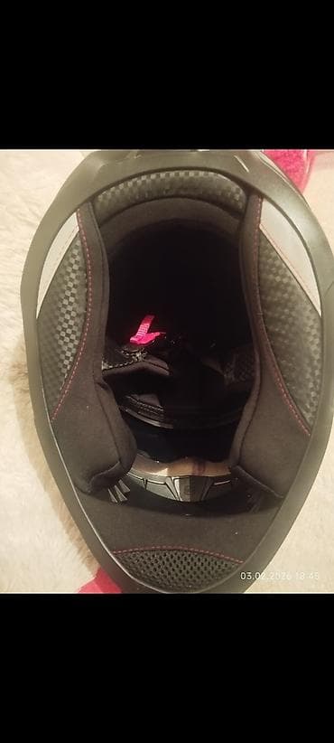 Su nəqliyyatı: Moto dəbilqə – sport/modular tipli - Rəng: mat qara - Korpus: yüngül — 3