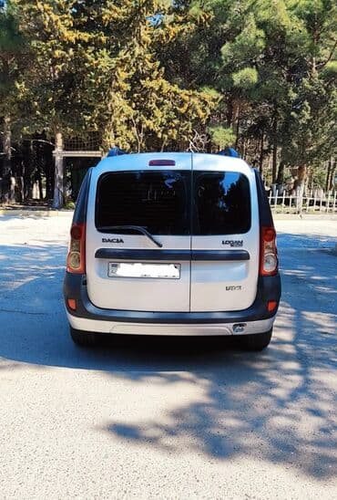 bmw x1 xdrive20i mt: Dacia Logan: 1.5 l | 2007 il 311000 km Universal — 8