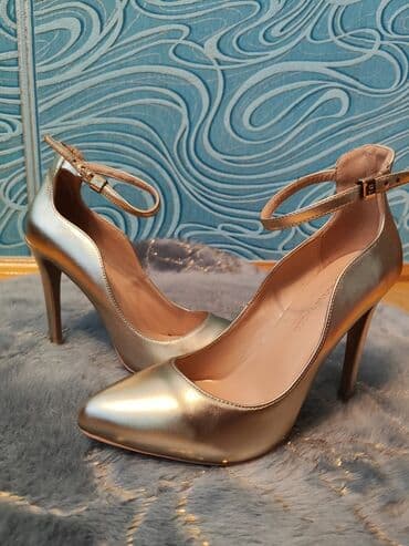 Gözəllik və sağlamlıq: Tuflilər, Ölçü: 39, İşlənmiş — 2