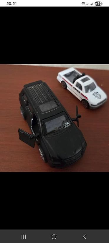 Oyuncaq maşın kolleksiyası – müxtəlif modellər - Miqyaslı die-cast və — 1