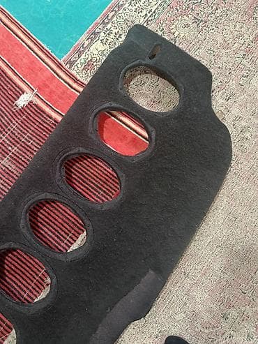 powerfull ses bogucu: Məhsul: Avtomobil üçün arxa akustik polka (taxta konstruksiya, xalça — 5