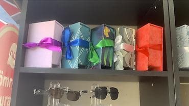 persol eynək: Premium ətirlər – geniş seçim - Zərif qızılı qapaqlı şüşələrdə — 1