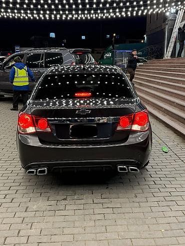 turbo.az vaz 21 04: Chevrolet Cruze sedan - Korpus: 4 qapılı sedan, yas asfalt - Mühərrik — 2