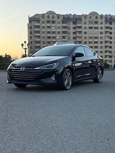 e 250 mercedes: Hyundai Elantra: 2 l | 2019 il Sedan — 3