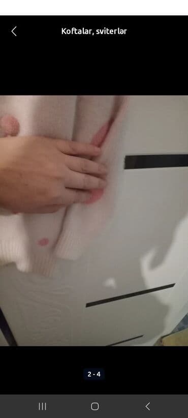 korpə uşaq geyimləri: Uşaq sviteri - Rəng: açıq krem/çəhrayı tonları - Dizayn: ön hissədə — 4