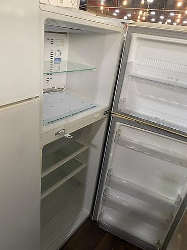 televizor 43: 2 qapılı Hitachi Soyuducu Satılır, rəng - Boz — 2