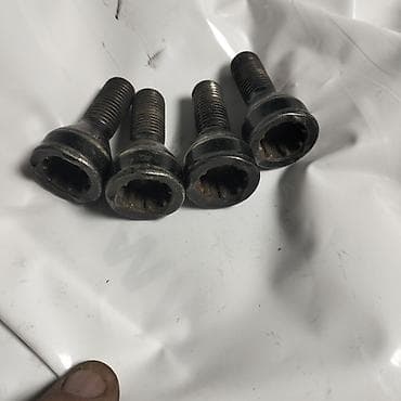 disk qabı: Avtomobil təkərləri üçün təhlükəsizlik boltları (lock bolt) komplekti — 2