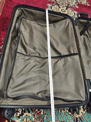 ikinci el camadan: Sərt korpuslu böyük çamadan - Korpus: möhkəm plastik, 4 ikili təkərli — 3