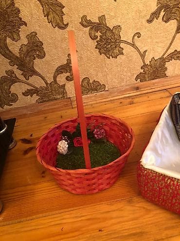 Məktəb çantaları: Xonca yuvalar6 m,qirmizi 3m,qulplu 5 m — 3