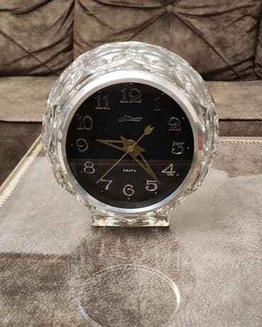 gerbli qepik alanlar: Masaüstü Kvars Əntiq saat Lighthouse, 1980 il — 1