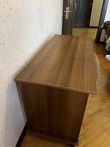 maslar: Düz masa, Polkalı, Siyirməli, Teksturalı laminat — 3