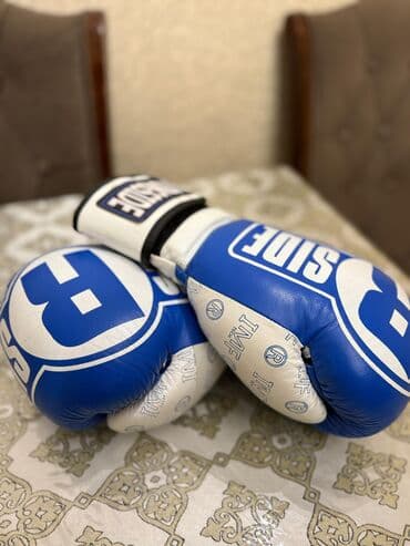 Boks əlcəkləri(təzə qalıb çox az işledilib)