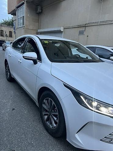 masin alqi satqi: Masinin 7 illik Taxi Buraxilis Karti var. Masin Yeni kimidir. Cox az — 3