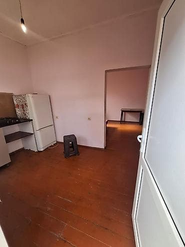 3 otaqlı evler: 50 kv. m, 1 otaqlı, Qaz, İşıq, Su — 5