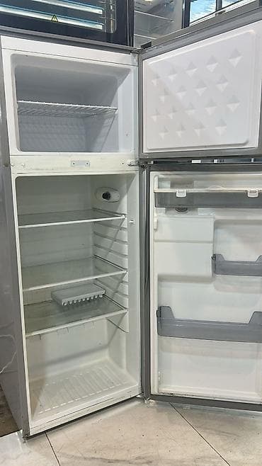 soyuducu 2 qapili: 2 qapılı Soyuducu Satılır, rəng - Gümüşü, Dispenserli — 2