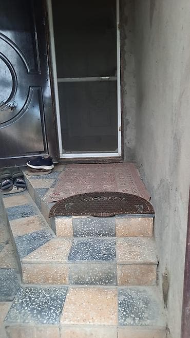 sabuncuda ev: Sabunçu qəs. 3 otaqlı, 80 kv. m, Orta təmir — 9