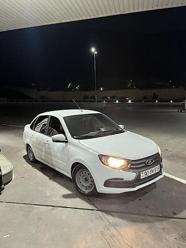 VAZ (LADA): Salam maşın bez krasqadı 22 ay bangı qalıb 588 manat — 2