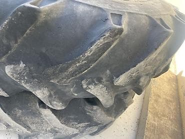 Təkərlərin vəziyyəti yaxşıdır. Problemi yoxdur. Ölçüsü 14.9-R26 dı — 2