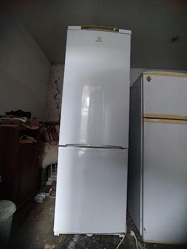 Blenderlər: 2 qapılı Indesit Soyuducu Satılır, rəng - Ağ — 5