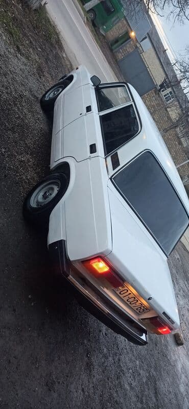 Информатика: ВАЗ (ЛАДА) 2107: 1.6 л | 1998 г. Седан — 3