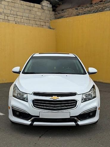 maşın nol altı: Chevrolet Cruze: 1.4 l | 2015 il 198000 km Sedan — 1