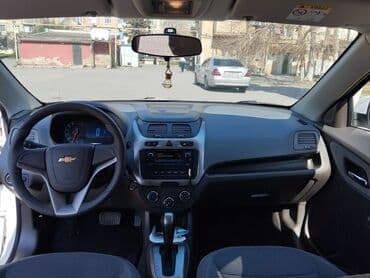 chevrolet azerbaijan satis merkezi: Chevrolet Cobalt: 1.5 l | 2024 il 10000 km Sedan — 3