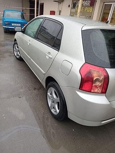 arxa kapot: Toyota Corolla: 1.4 l | 2006 il Hetçbek — 6