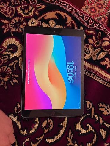 ipad 7 ci nesil: Apple iPad 8 (2020), 10,2", < 64 GB — 2