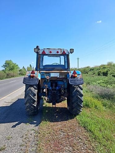 traktor şinleri: MTZ-82 “Belarus” təkərli traktor Xüsusiyyətlər: - Güc: təxminən 80 — 2