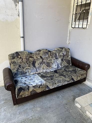 isdemis divanlar: Di̇van-kravat, Açılan, Bazalı, Parça — 1