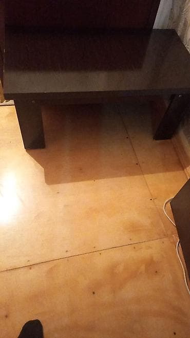 burda jurnalı: Jurnal masası, Laminat, Dördbucaq masa — 1