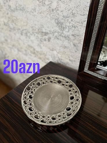 Sandıqlar: Vaza dəsti, Keramika — 3