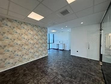 ucuz ev: İcarəyə verilir 7 otaqlı ofis 260 m², 8 Noyabr m. Daha 7 şəklə bax — 8
