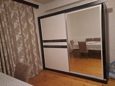 hamam şkafı: Qarderob, paltar dolabı — 1