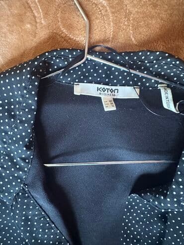 150 Azn alınıb1 defe geyinilib .Çox gozel veziyyetdedir